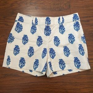 Vineyard Vines shorts (size:4)